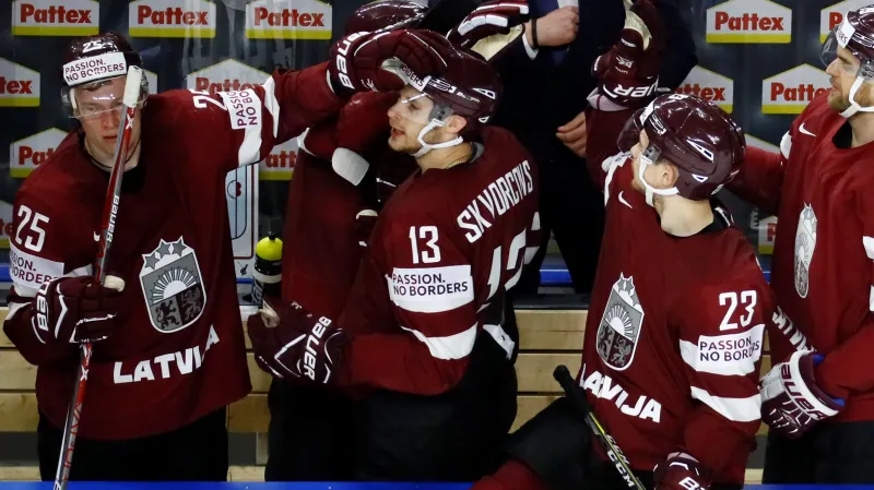 Slavící hokejisté Lotyšska