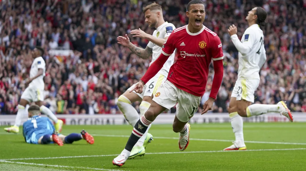 Mason Greenwood z Manchesteru United oslavuje gól