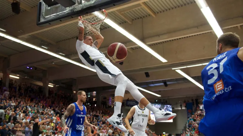 Fyzičnost a atletičnost Němců byla nad naše síly, řekl Satoranský