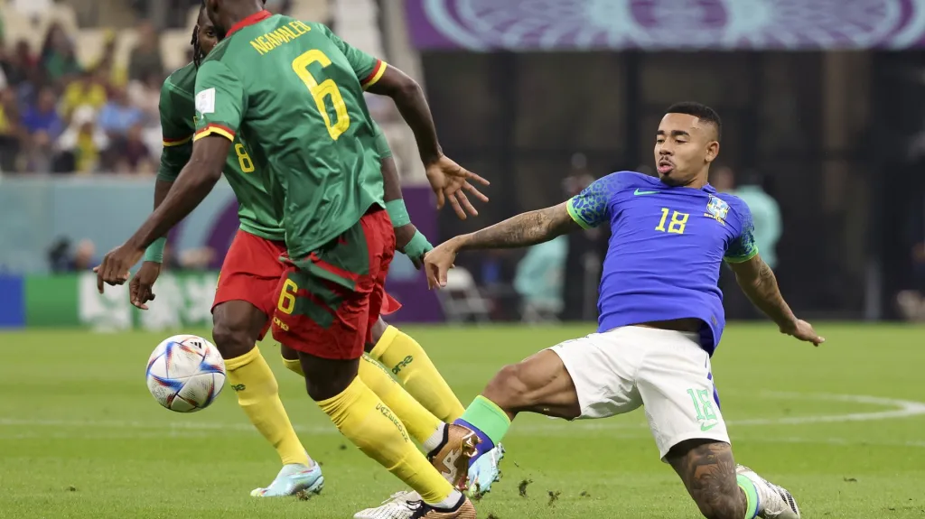 Gabriel Jesus v utkání proti Kamerunu