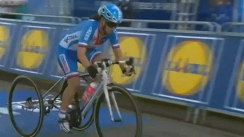 Paracyklistka Vejvodová získala další zlato z MS