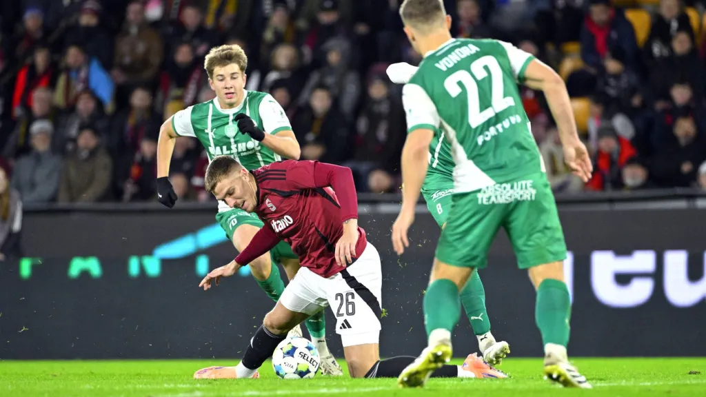 Šimon Černý a Patrik Vydra v utkání Sparta – Bohemians