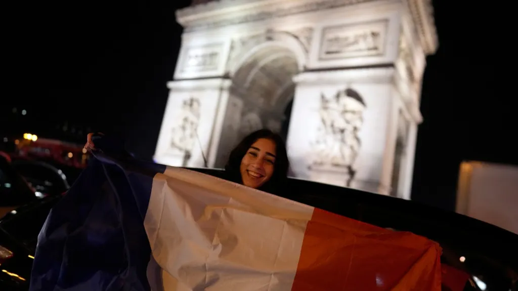 Francie oslavuje postup do finále MS