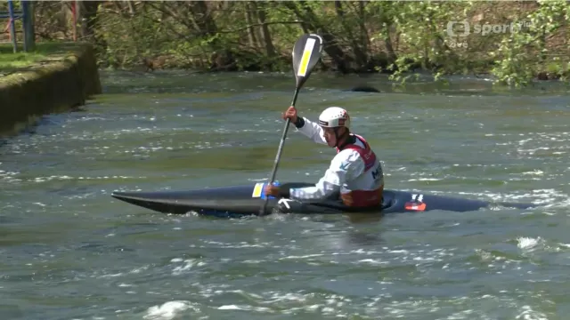 Vítězná jízda Jakuba Krejčího na Českém poháru ve vodním slalomu v Trnávce