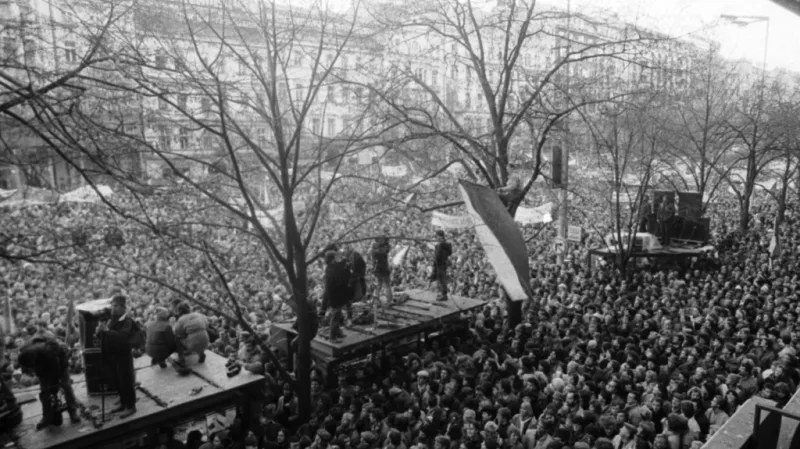 Václavské náměstí, listopad 1989