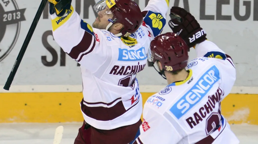 Radující se bratři Rachůnkové