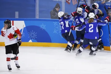 Vítězná radost amerických hokejistek