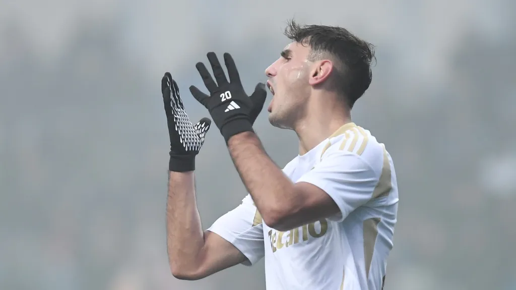 Sparťanský záložník Qazim Laci