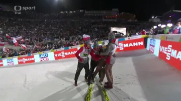 Vyvrcholení soutěže družstev skokanů na lyžích na MS