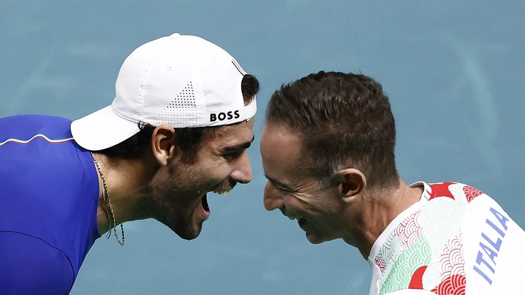 Matteo Berrettini se raduje z výhry 