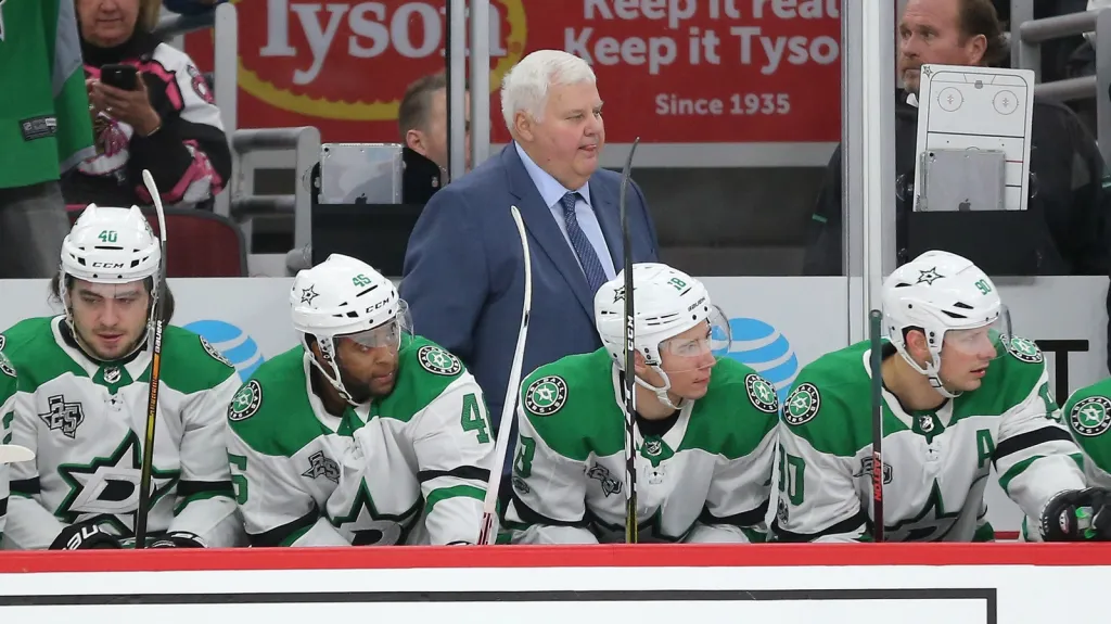 Ken Hitchcock na lavičce Dallasu