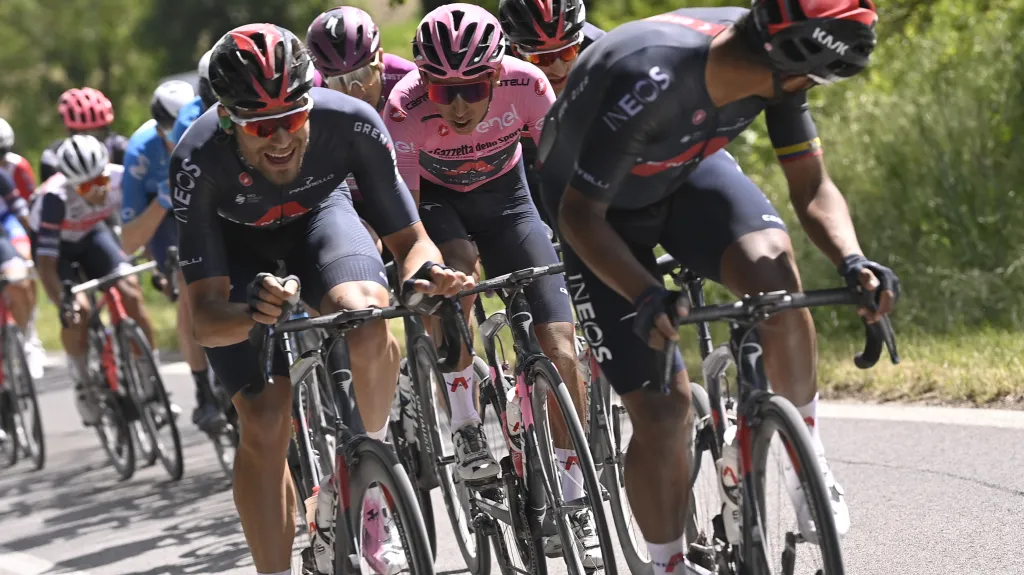 Filippo Ganna, Egan Bernal a tým Ineos Grenadiers
