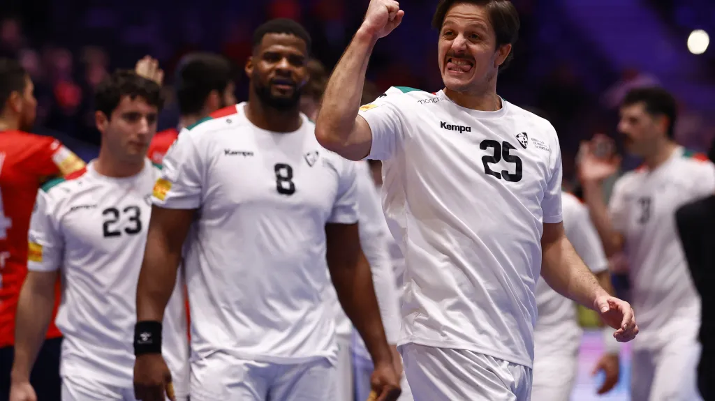 Portugalci se radují po výhře nad Španěly