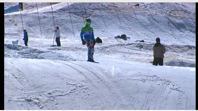 Samková ovládla na rozměklé trati kvalifikaci snowboardcrossu