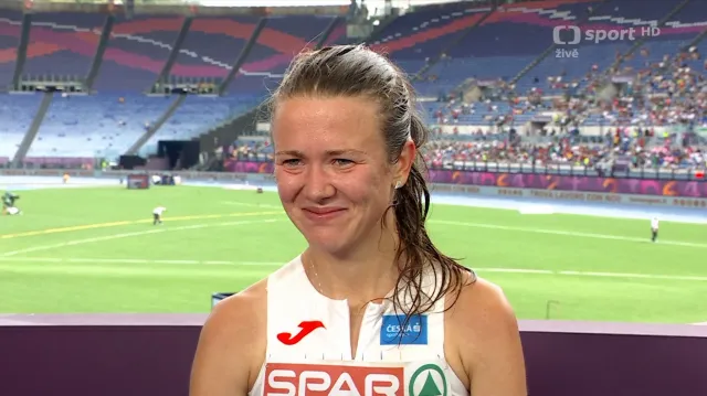 Závěr půlmaratonu Hrochové a Stewartové s ohlasy