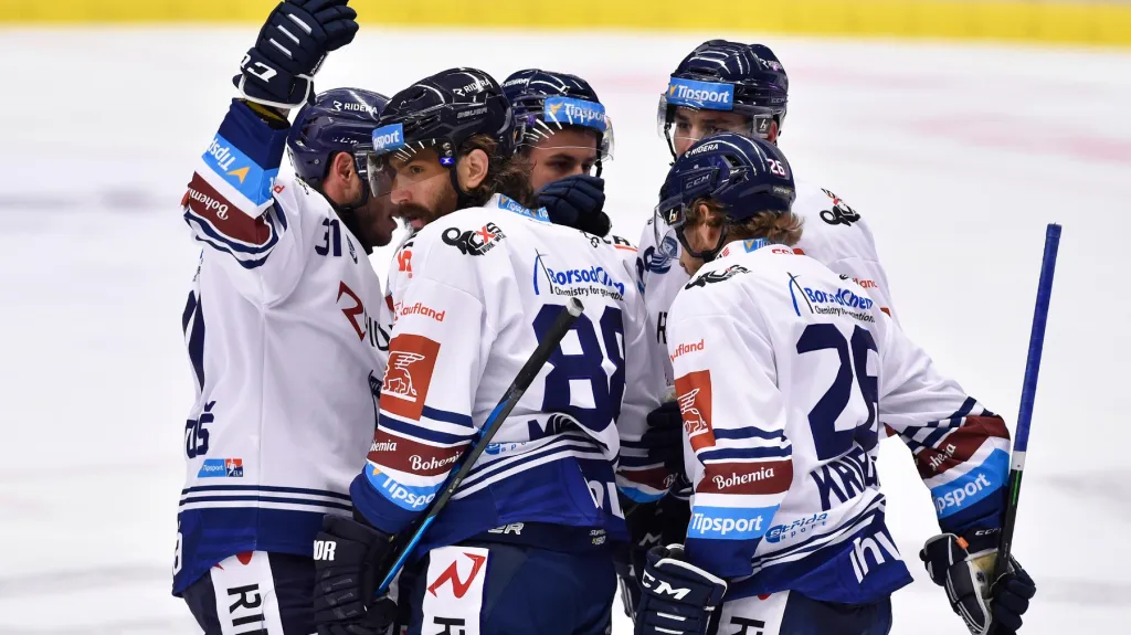 Vítkovická radost s kanonýrem Peterem Muellerem s č. 88