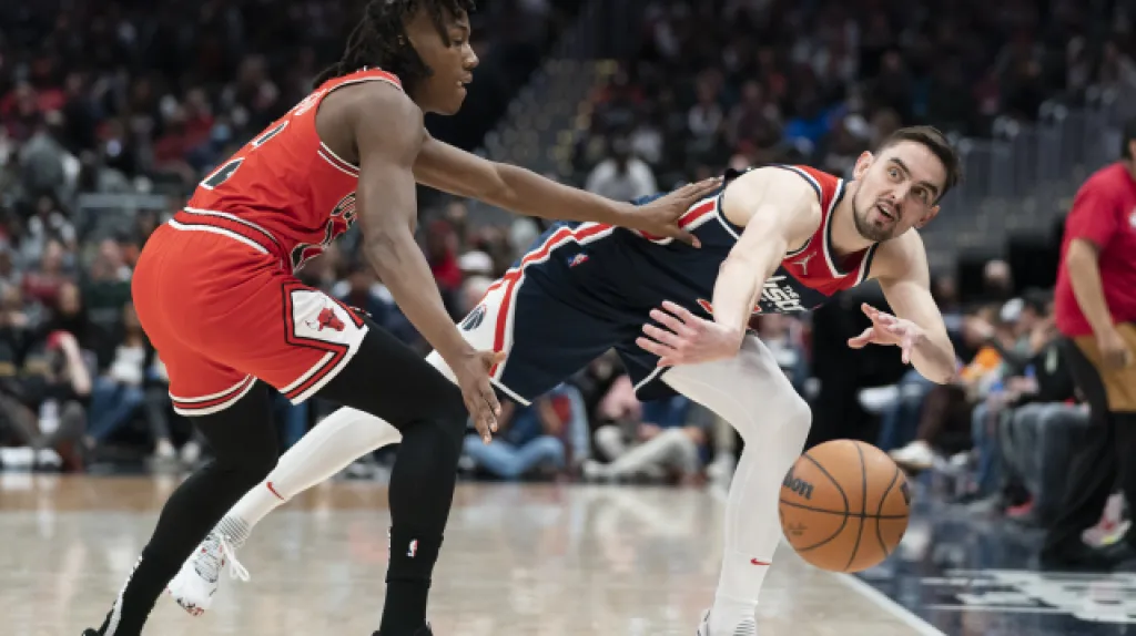 Satoranský v duelu s Chicagem