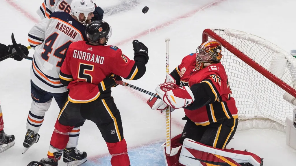 David Rittich v duelu s Edmontonem