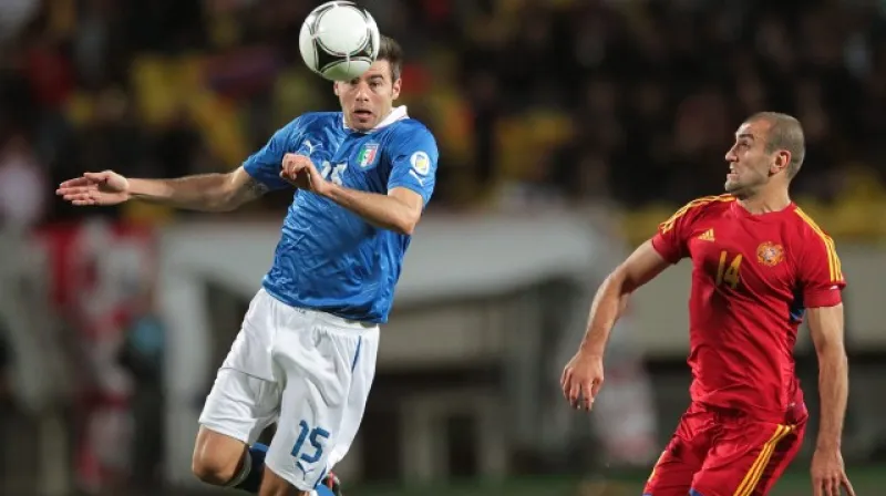 Jura Movsisjan (vpravo)