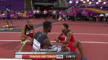 Finále mužů v běhu na 4x400 metrů