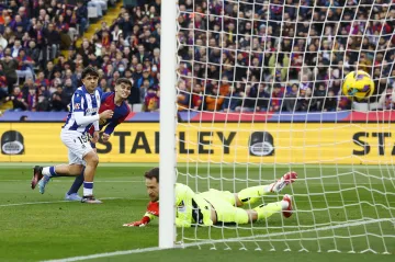 Gerard Martin z Barcelony dal gól San Sebastianu