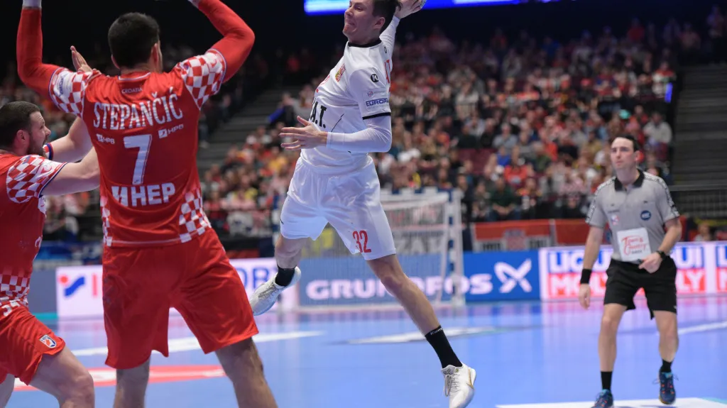 Česká talentovaná spojka Vojtěch Patzel dává gól proti Chorvatům