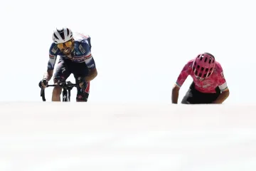 Valentin Paret-Peintre a Ben Healy