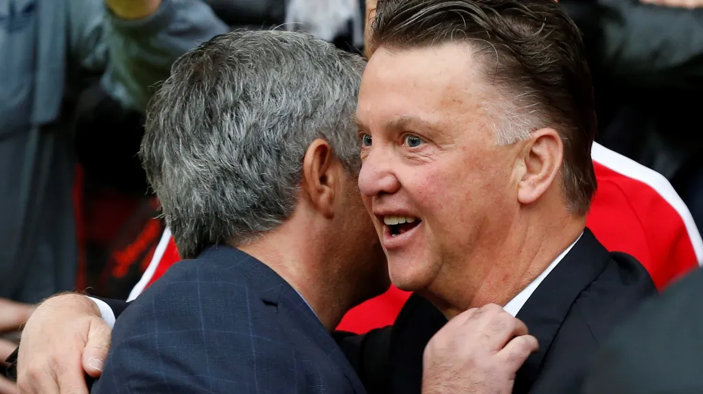 José Mourinho a Louis van Gaal