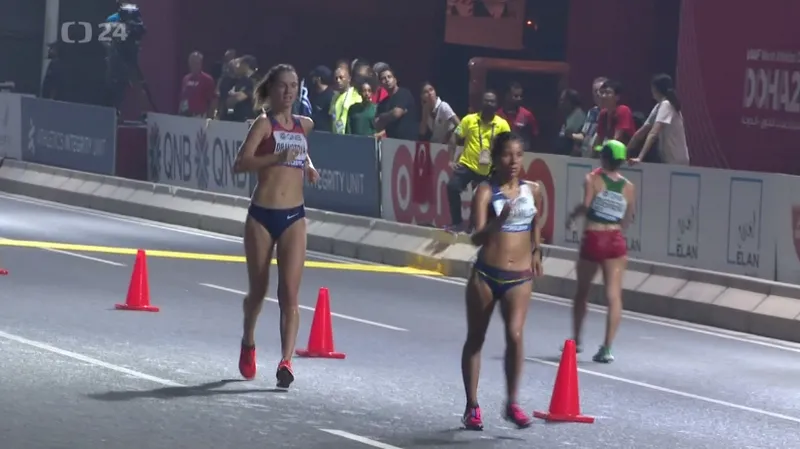 Chůzi žen na 20 km ovládly Číňanky, Drahotová na 19. místě