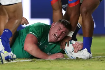 Ir Tadhg Furlong pokládá pětku