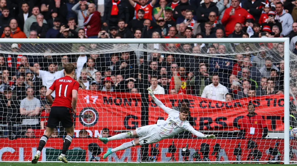 Rasmus Höjlund rozhoduje o postupu Manchesteru United