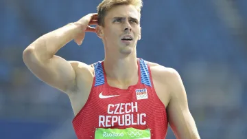 Helcelet během druhého dne olympijského desetiboje