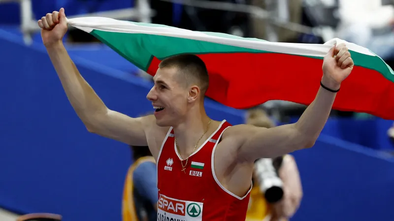 Sarabojukov posledním pokusem zaskočil dálkařské favority