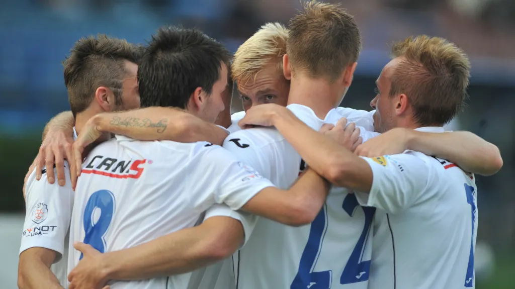 Radující se fotbalisté Baníku
