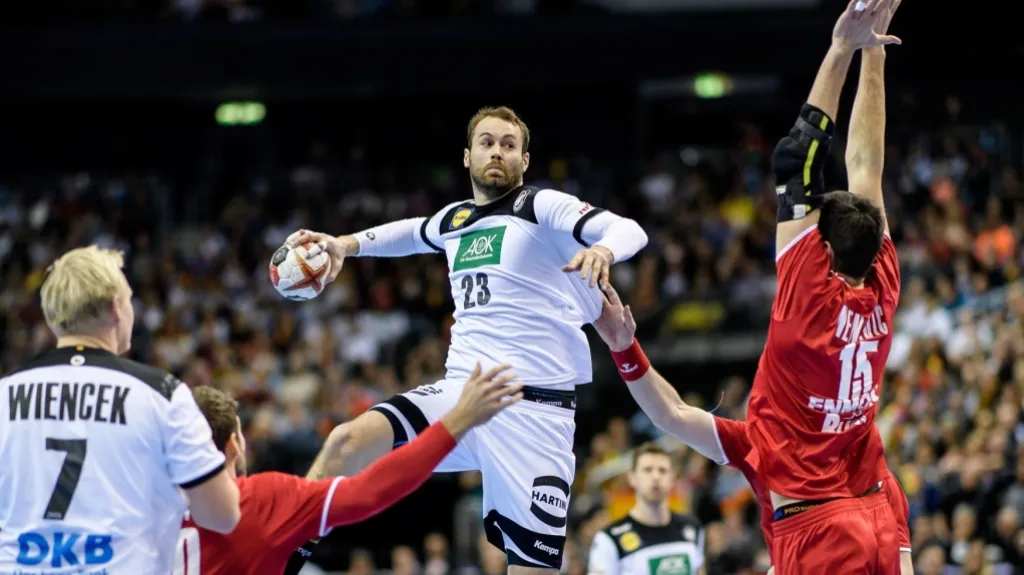 Steffen Fäth z Německa v utkání proti Srbsku