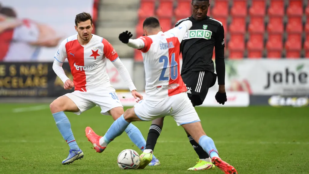 Fotbalisté Slavie vstoupili do jara proti Karviné