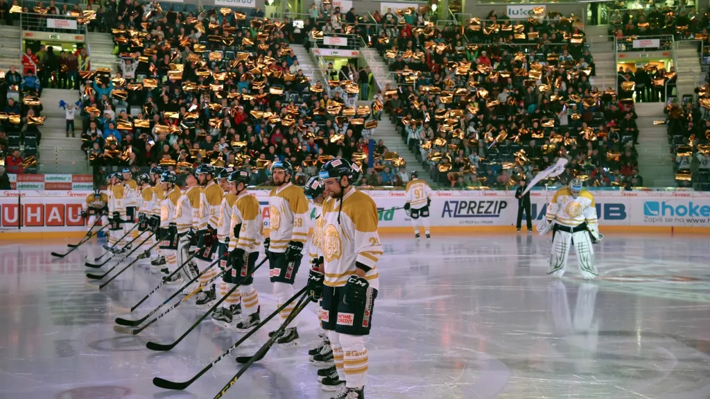 Liberečtí hokejisté ve zlatých dresech