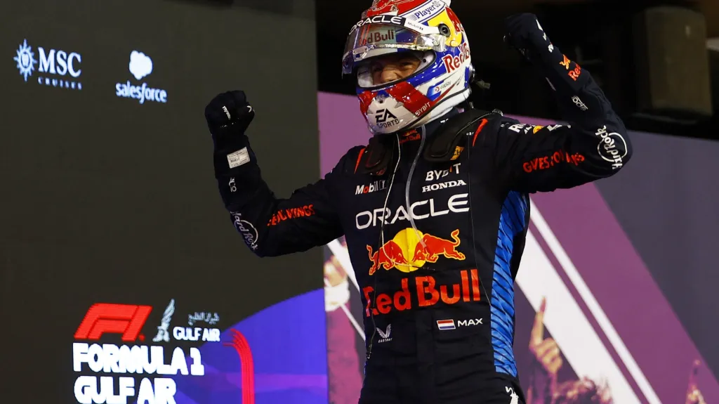 Max Verstappen vítězí ve VC Bahrajnu