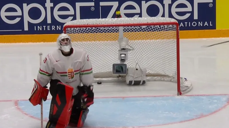 Gól v utkání USA - Maďarsko: Foligno - 1:0 (25. min.)