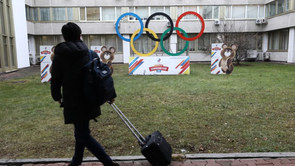 Olympijské kruhy v areálu Ruského olympijského výboru