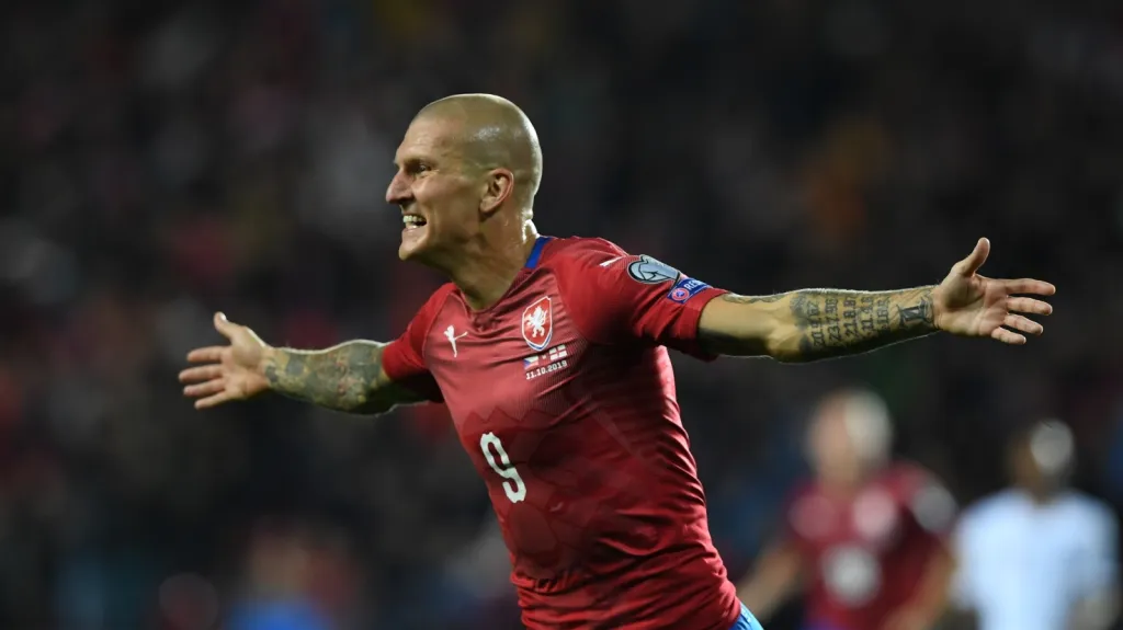 Reprezentační útočník Zdeněk Ondrášek slaví gól