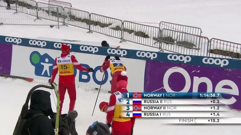 Závěr závodu mužských štafet v Lillehammeru