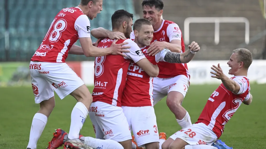 Radost fotbalistů Pardubic