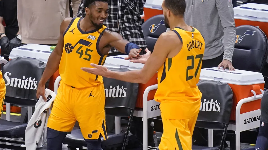 Radost basketbalistů Utahu