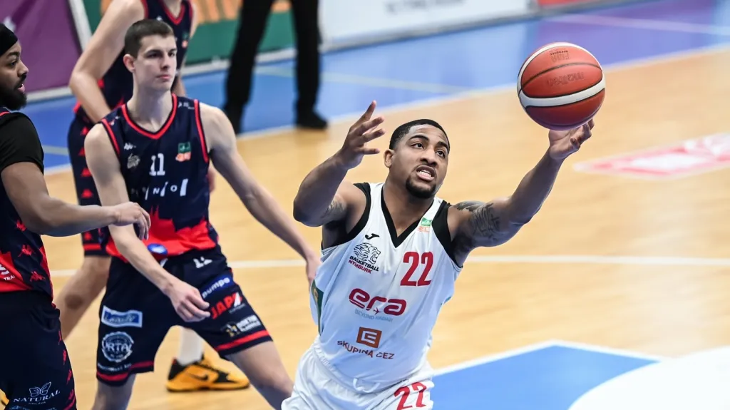 Utkání Nymburk – Brno 