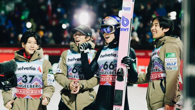 Vyvrcholení závodu skokanů v Engelbergu