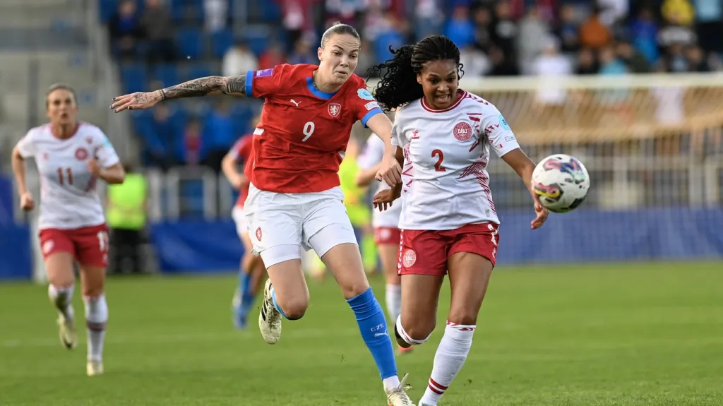 Česko – Dánsko, Andrea Stašková a Isabella Obazeová