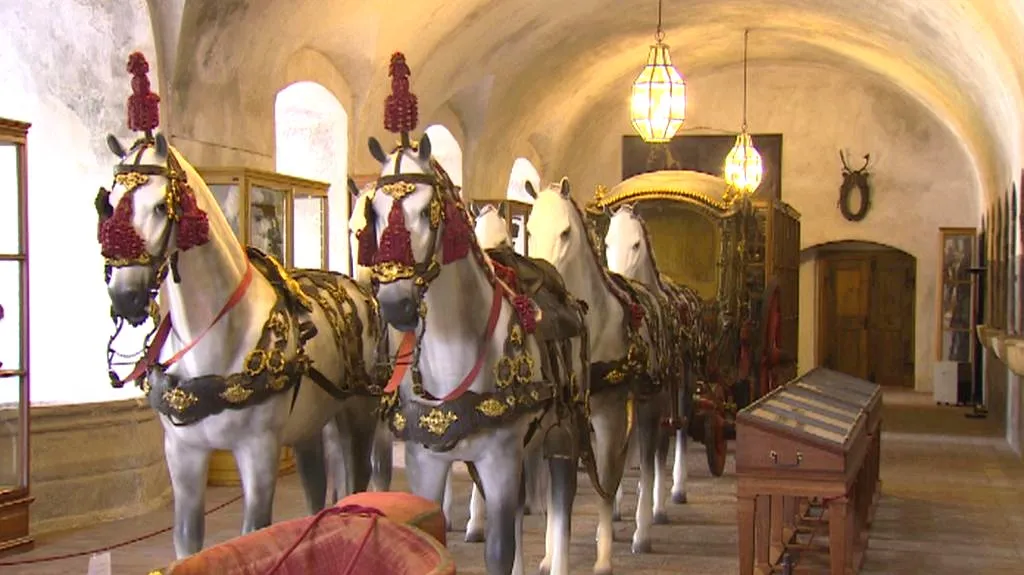 Český Krumlov představil knížecí konírnu