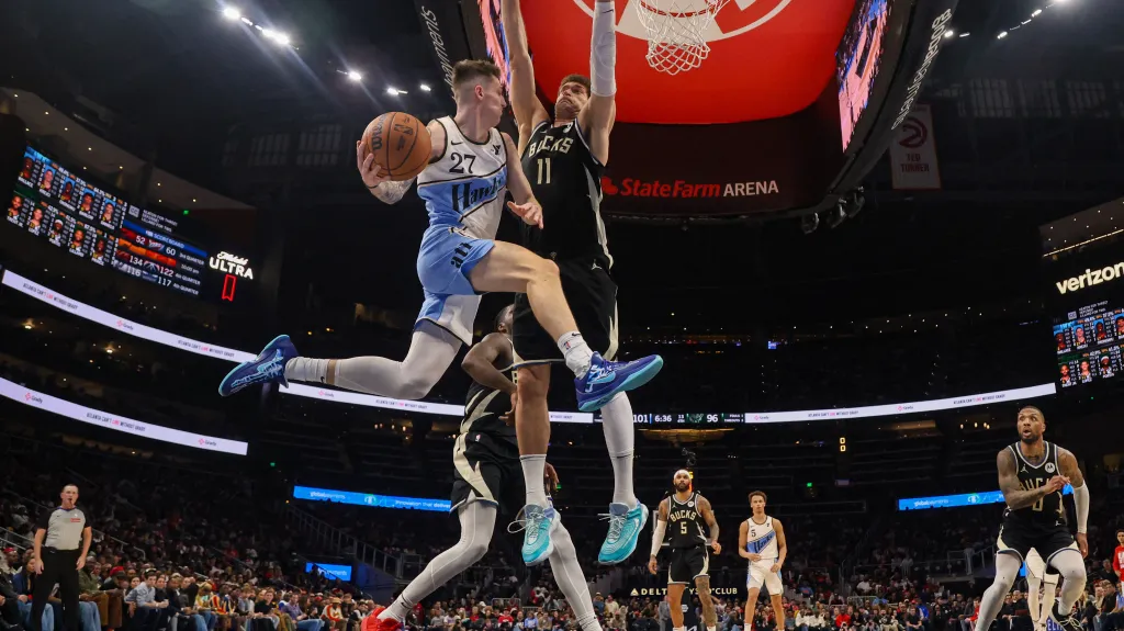 Vít Krejčí se prosazuje proti Milwaukee