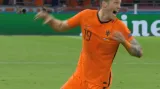 Gól v utkání Nizozemsko – Ukrajina: Weghorst - 2:0 (59. min.)